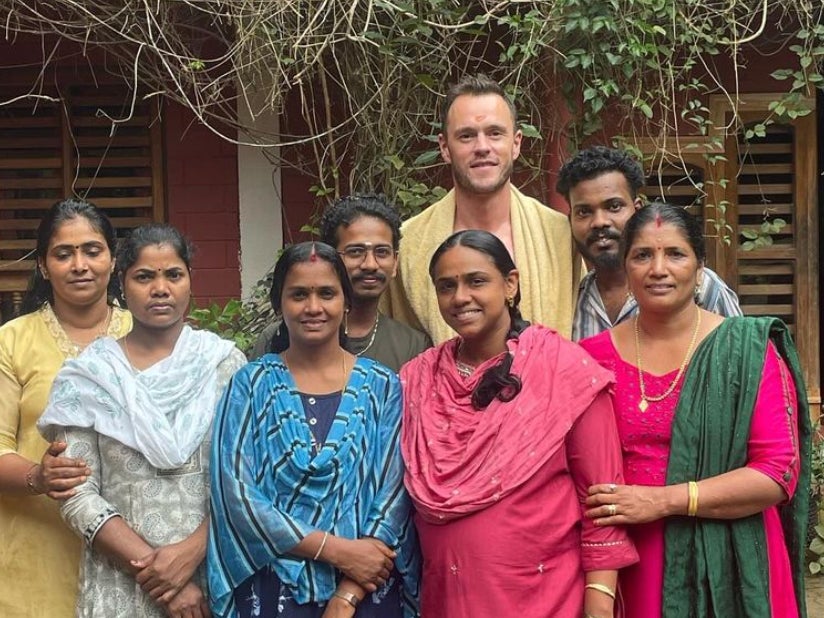 If You Were Wondering Where Jonathan Toews Has Been...The Answer Is India For The Last 5 Weeks